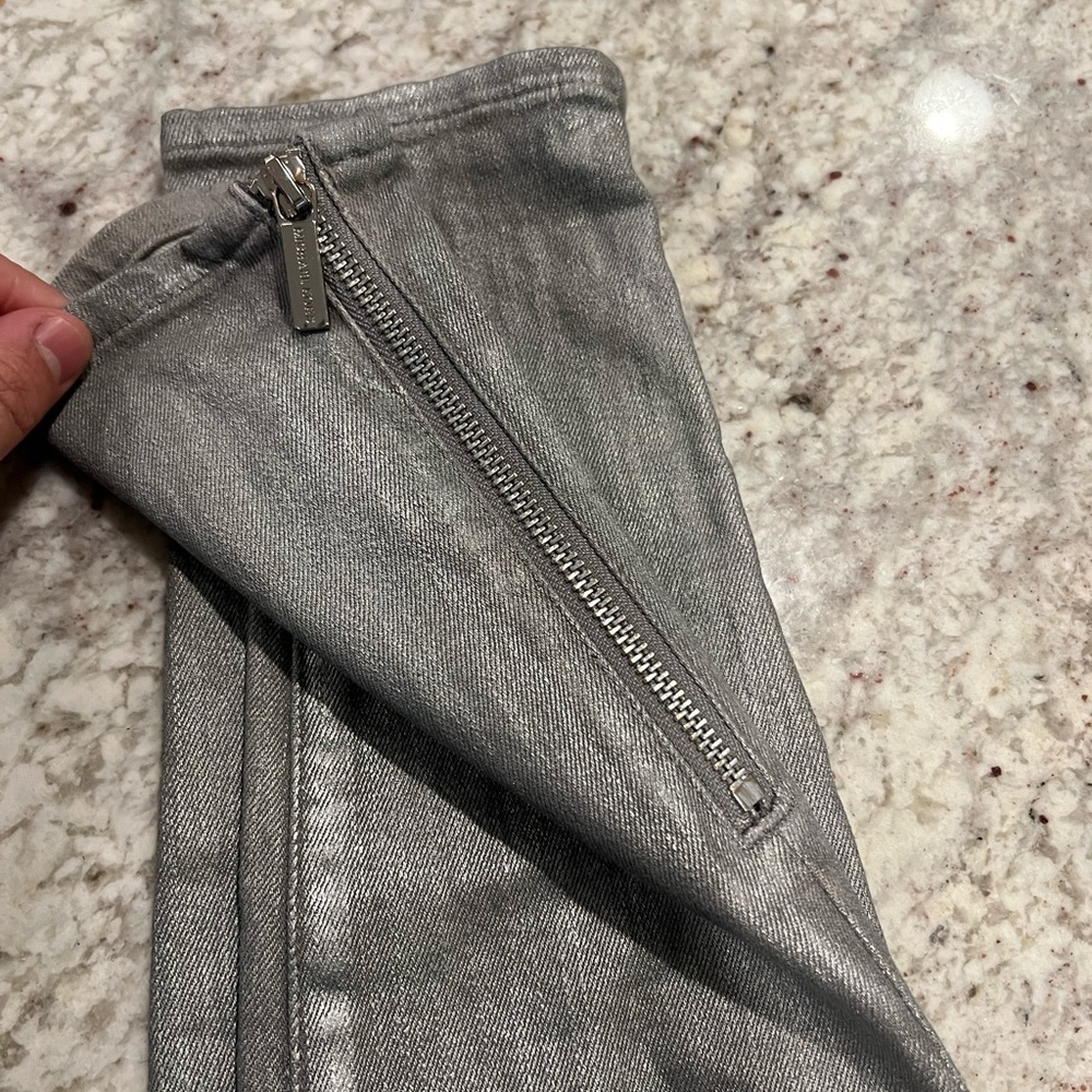 MICHAEL KORS Womens Moto Biker Jeans‎ Silver Metallic Skinny Zipper Ankle Size 6 - Picture 6 of 8